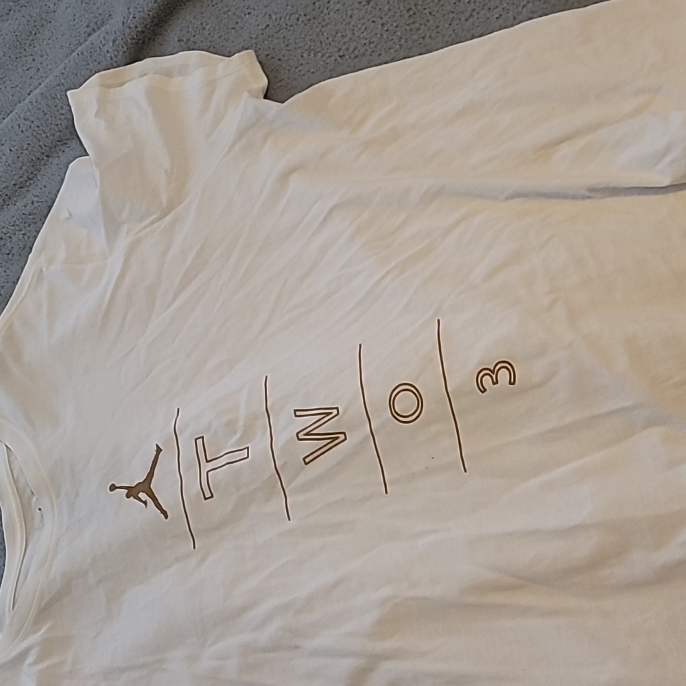 T shirt